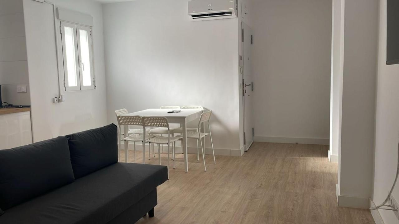 U5 A Estrenar Bien Situado Cerca De Metro Apartment มาดริด ภายนอก รูปภาพ