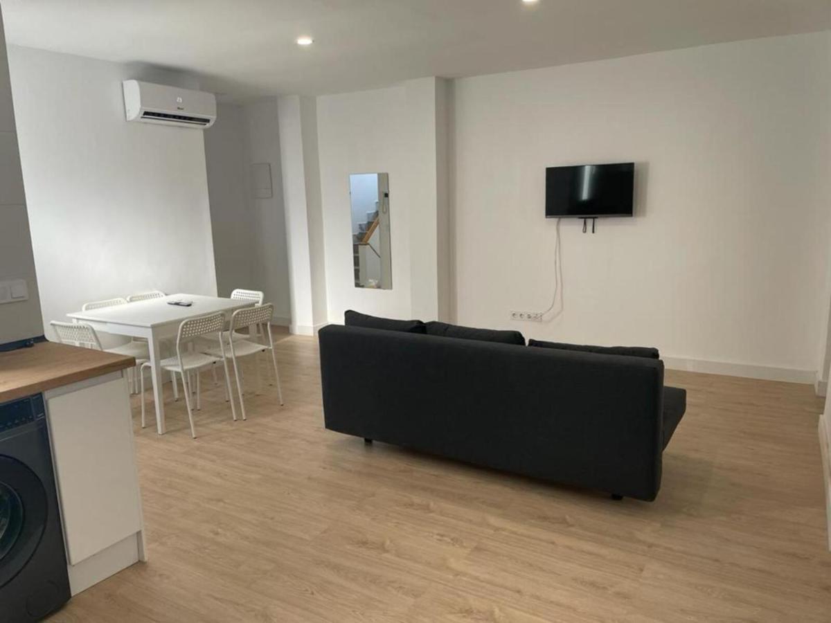 U5 A Estrenar Bien Situado Cerca De Metro Apartment มาดริด ภายนอก รูปภาพ